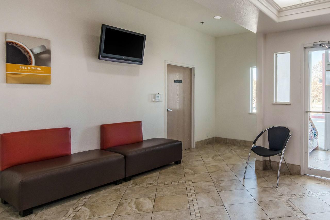 Motel 6-San Antonio, Tx - Downtown - Alamo Dome Luaran gambar