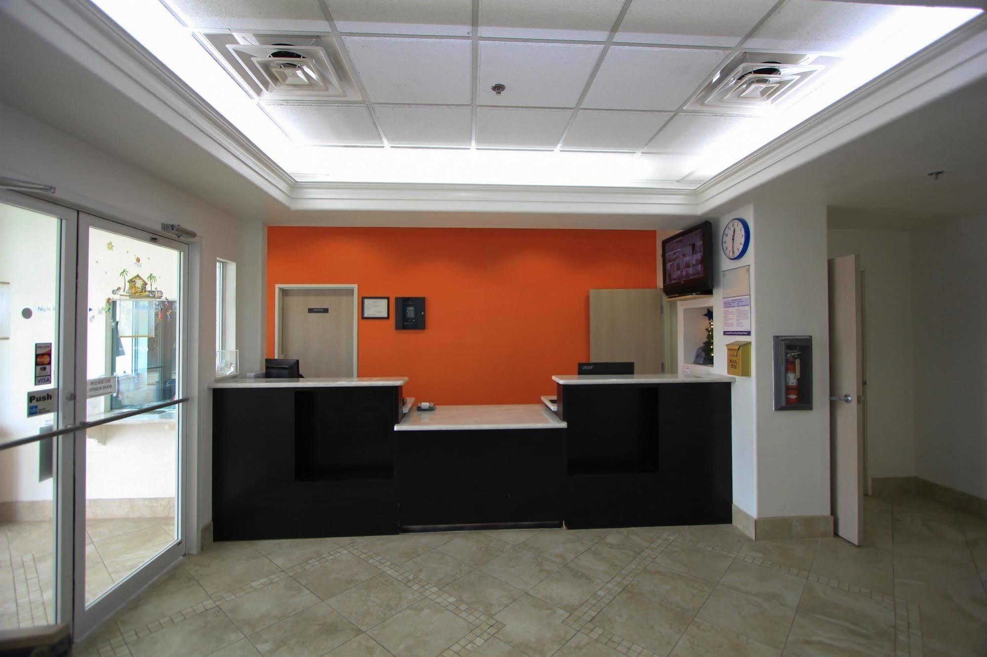 Motel 6-San Antonio, Tx - Downtown - Alamo Dome Luaran gambar